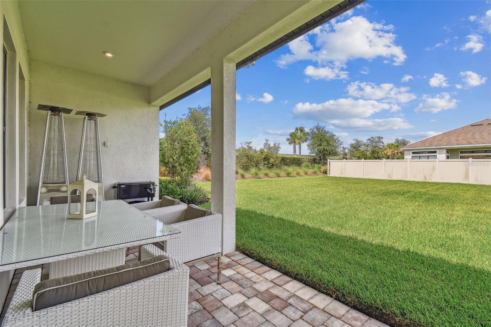 RIVER'S EDGE - Residential