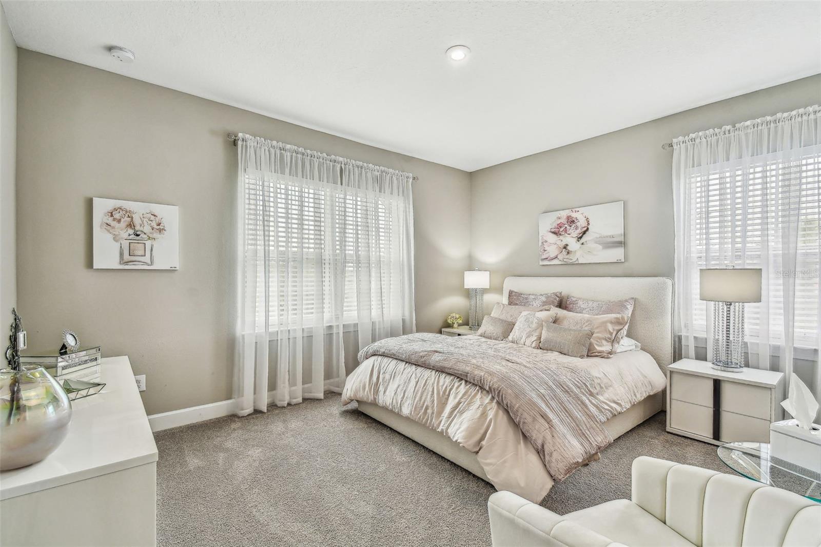 RIVER'S EDGE - Residential