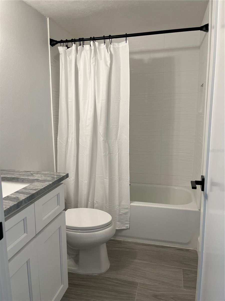 ROYAL STEWART ARMS - Residential