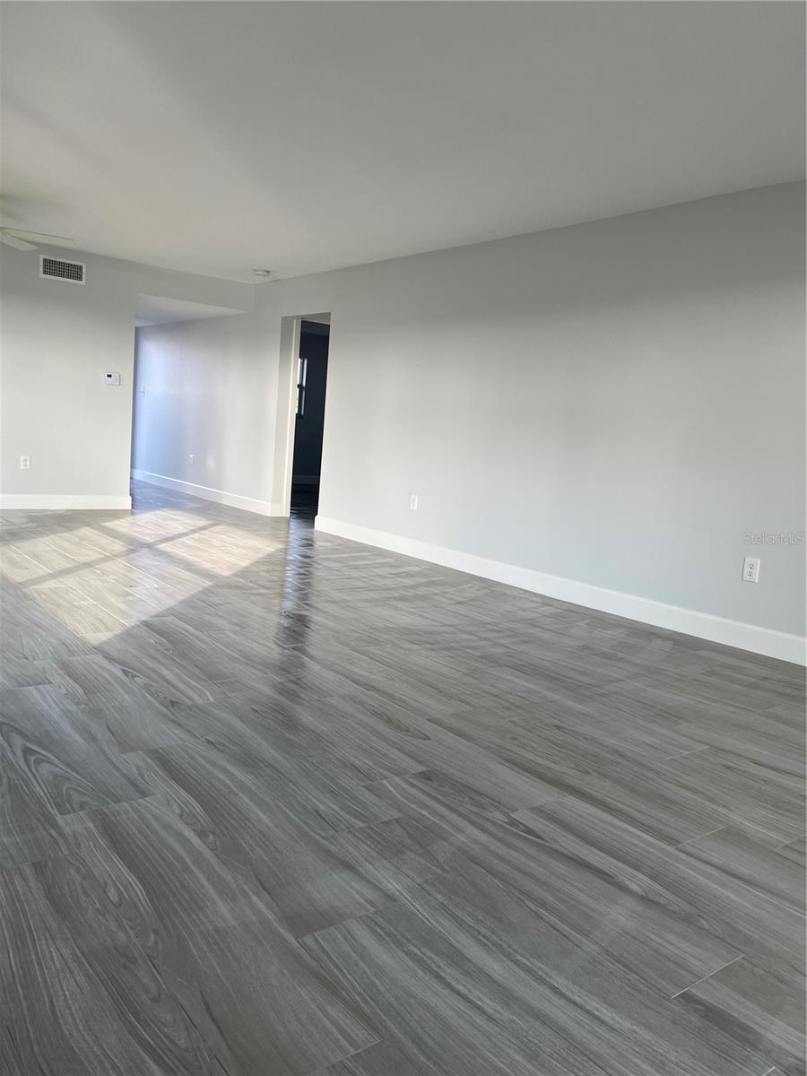 ROYAL STEWART ARMS - Residential