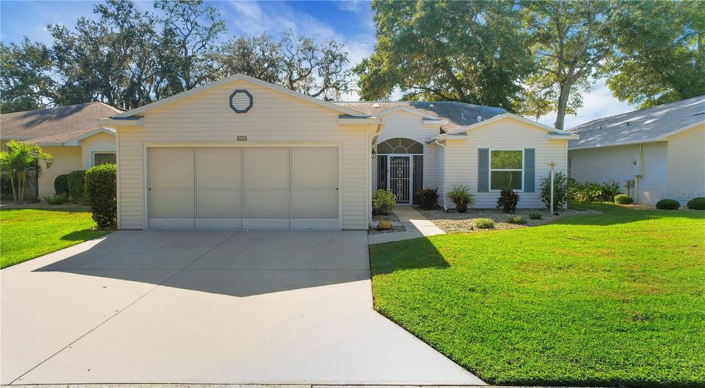 Photo of 548 Grand Vista Trail, Leesburg, FL 34748 (MLS # G5103810)