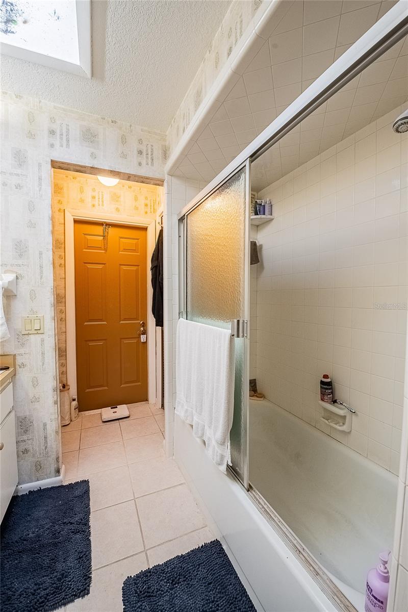 TODHUNTER ESTATES - Residential