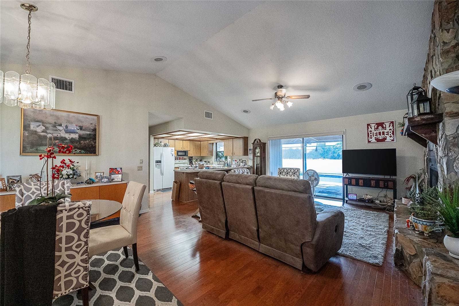 TODHUNTER ESTATES - Residential