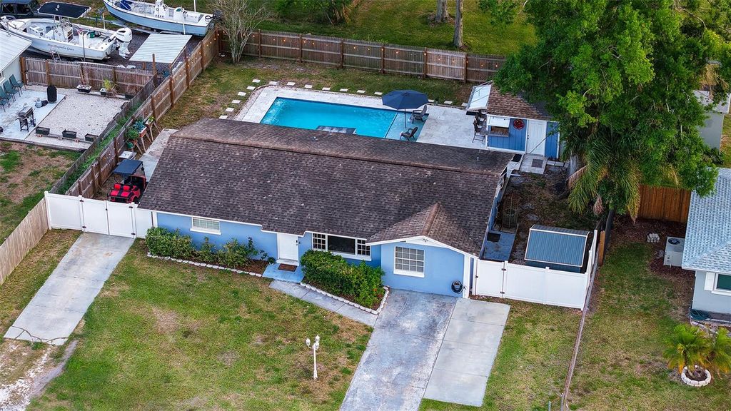 Photo of 311 44th Street Court W, Palmetto, FL 34221 (MLS # A4692037)