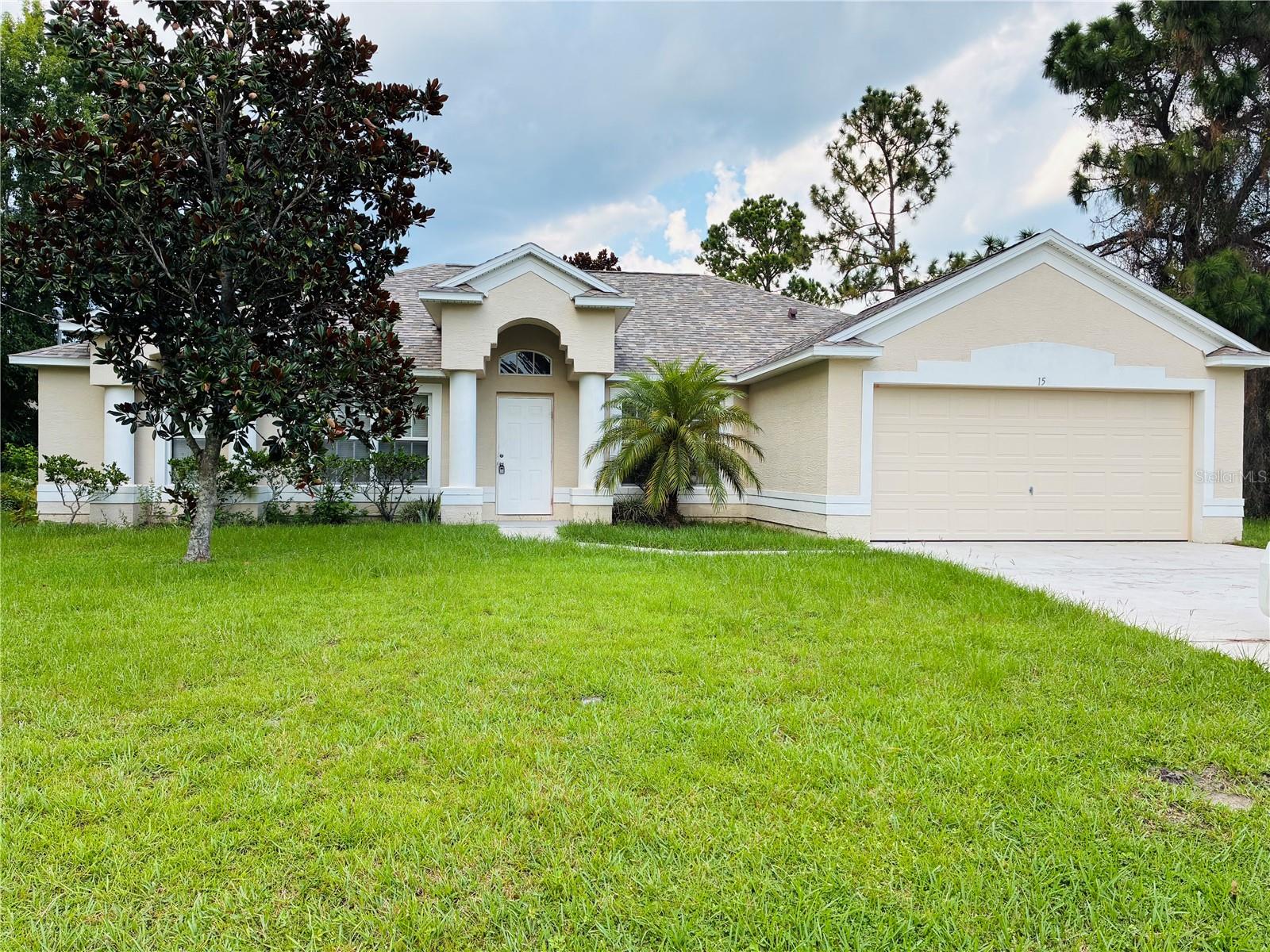 Wonderful Mercedes-built Ascott Bay model featuring 4 bedrooms and 2,230 sq ft of open living space. This thoughtfully designed home offers formal living and dining rooms, plus a spacious family room connected to the kitchen and breakfast nook—perfect for entertaining. The kitchen boasts ample wooden cabinetry and generous storage space. The primary suite includes a large garden tub, separate walk-in shower, and dual vanities. Additional highlights include plant ledges for decorative touches, a large two-car garage, and a spacious backyard. Located in a quiet neighborhood, just minutes from schools, shopping, and the local sports complex with a pool.