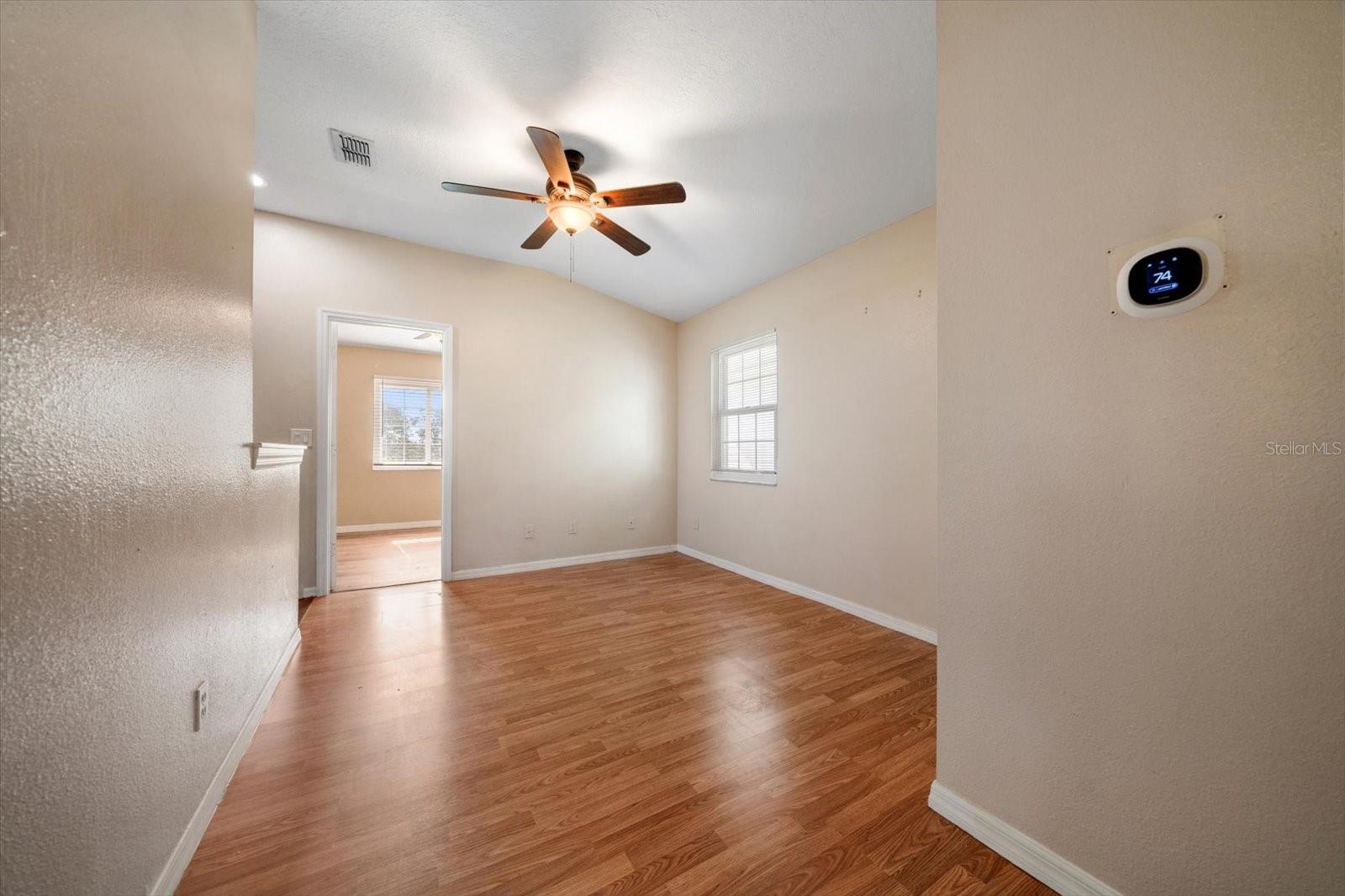 WILLOW LAKE - Residential