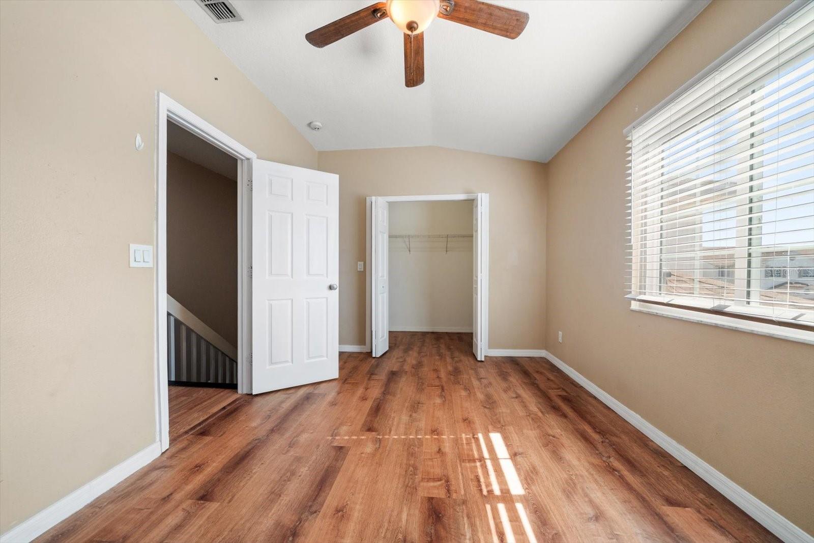 WILLOW LAKE - Residential