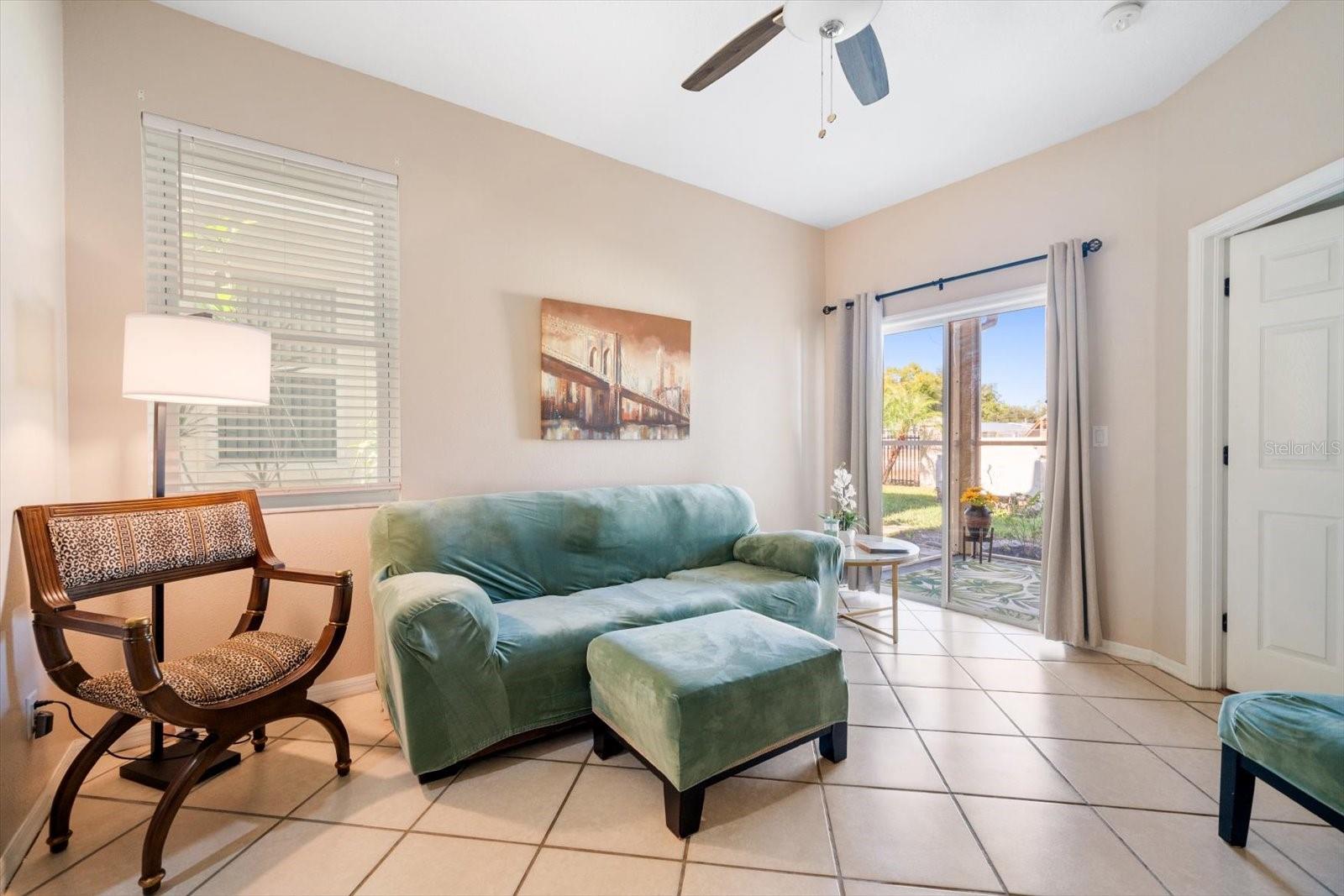 WILLOW LAKE - Residential