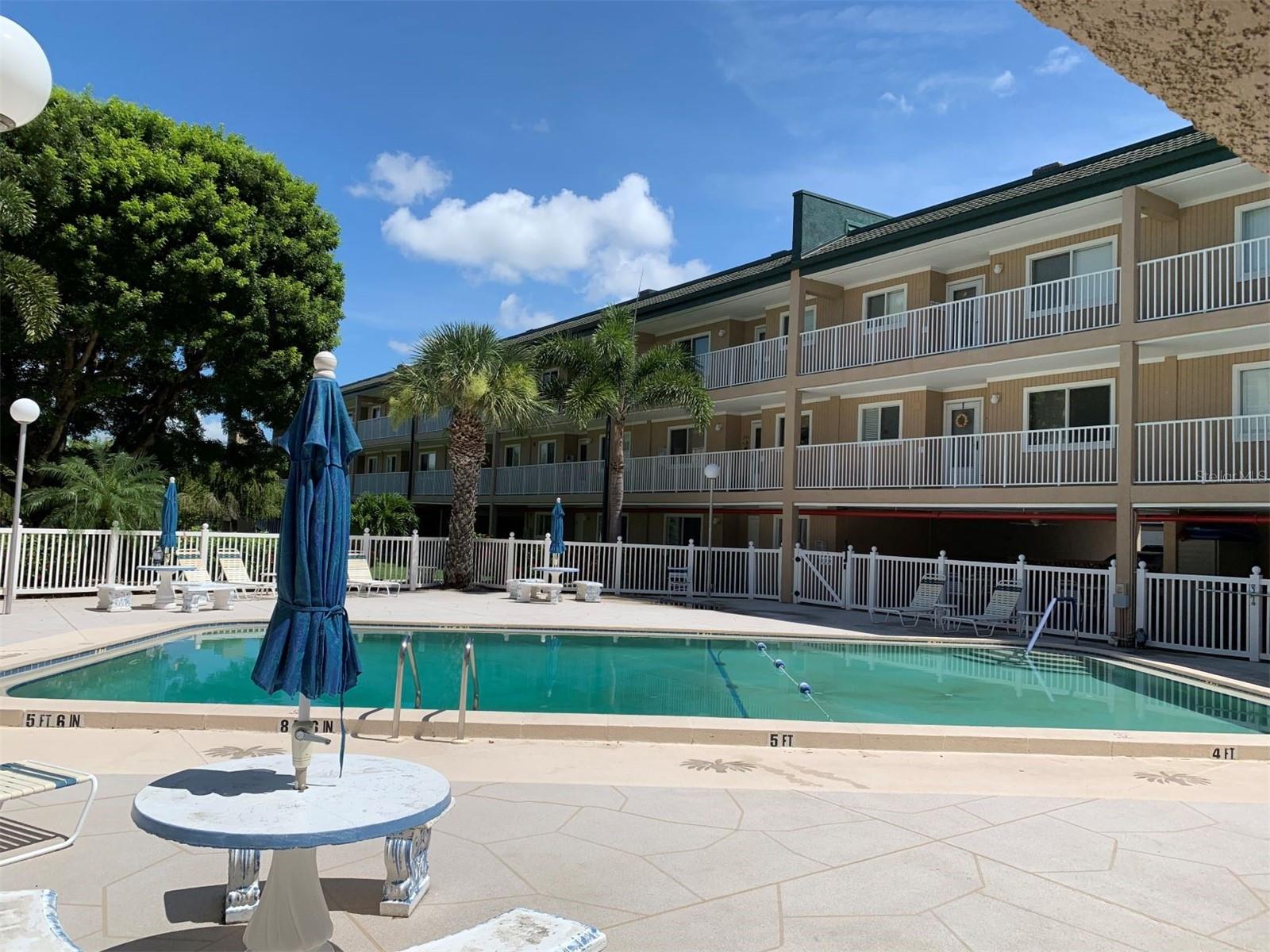 CHARLEVOI - Residential Lease