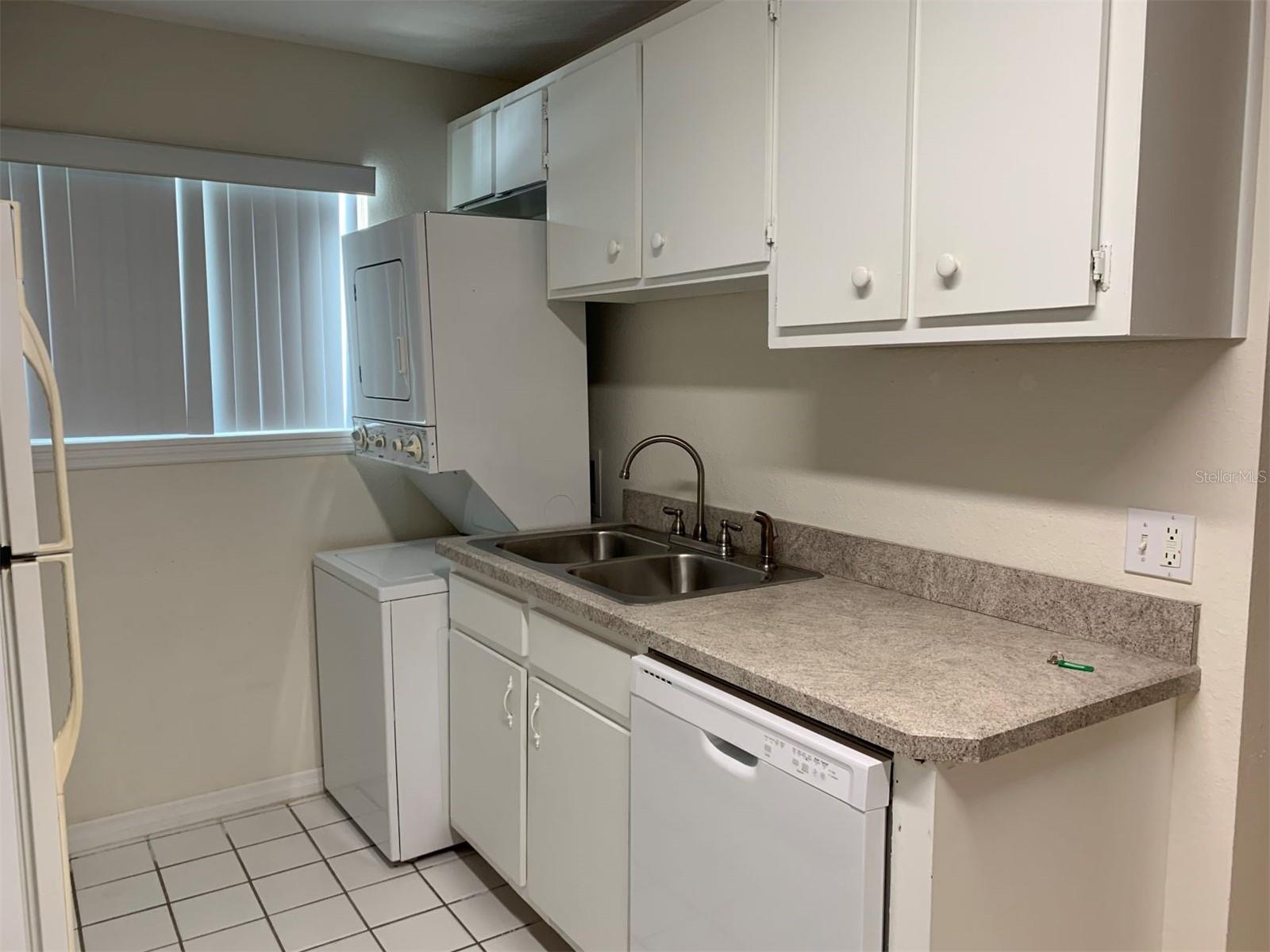 CHARLEVOI - Residential Lease