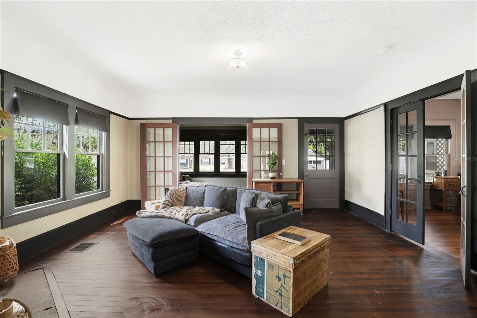 EUSTIS OWENS & GEISLER REV - Residential