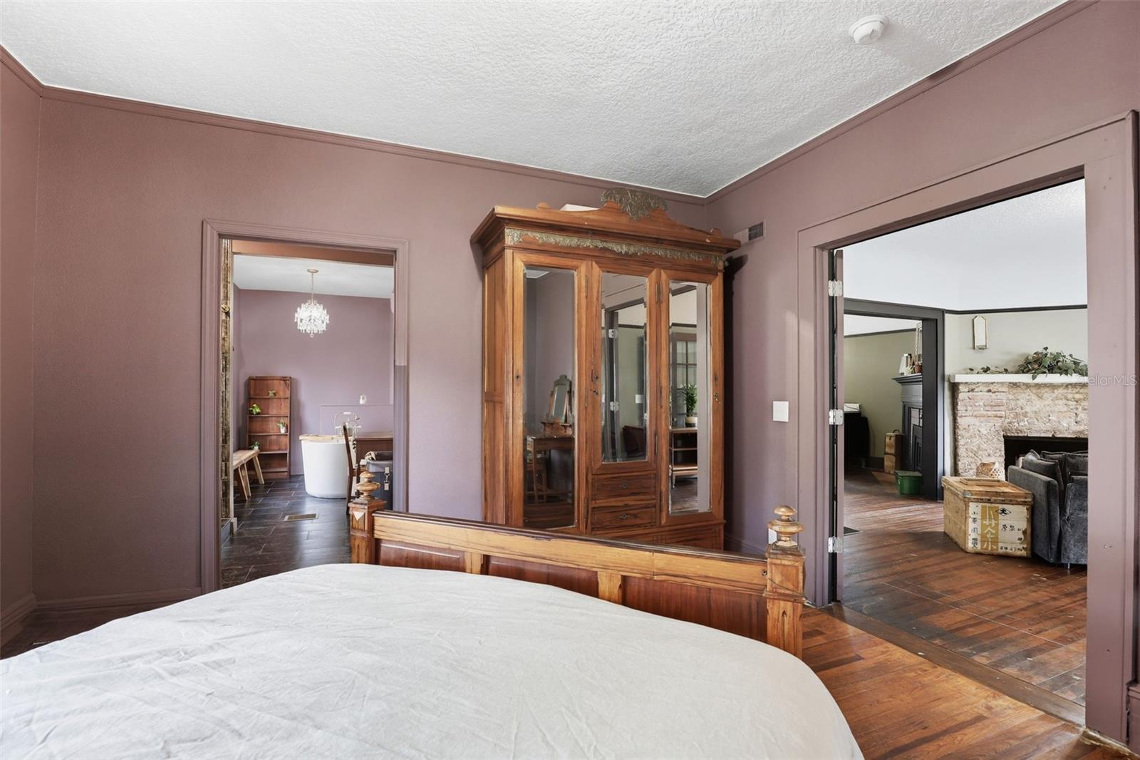 EUSTIS OWENS & GEISLER REV - Residential