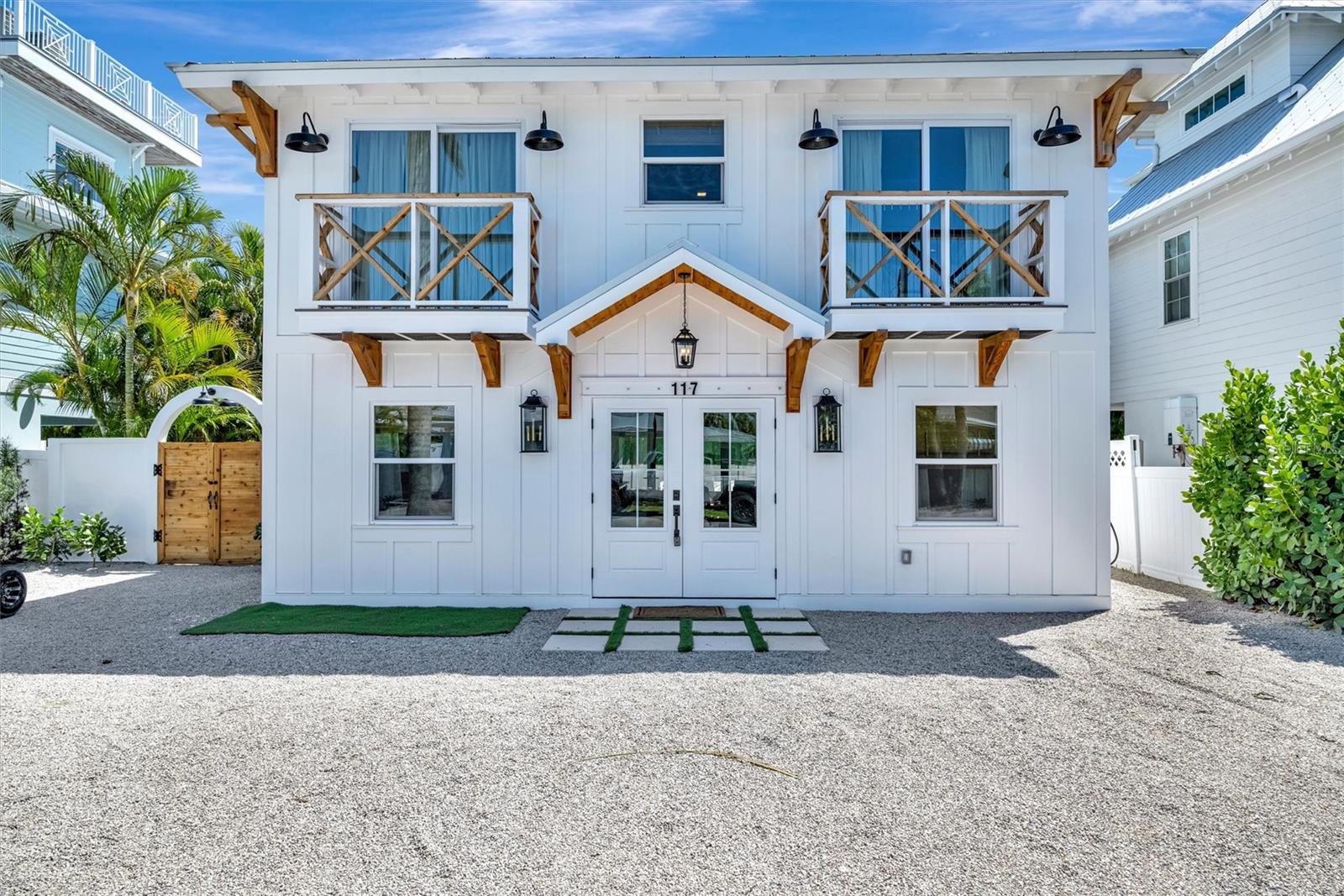 HOLMES BEACH DEV 1ST UNIT - Residential