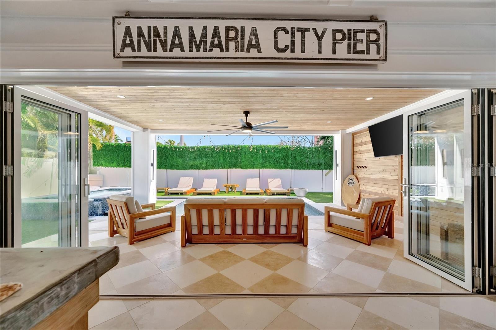 HOLMES BEACH DEV 1ST UNIT - Residential