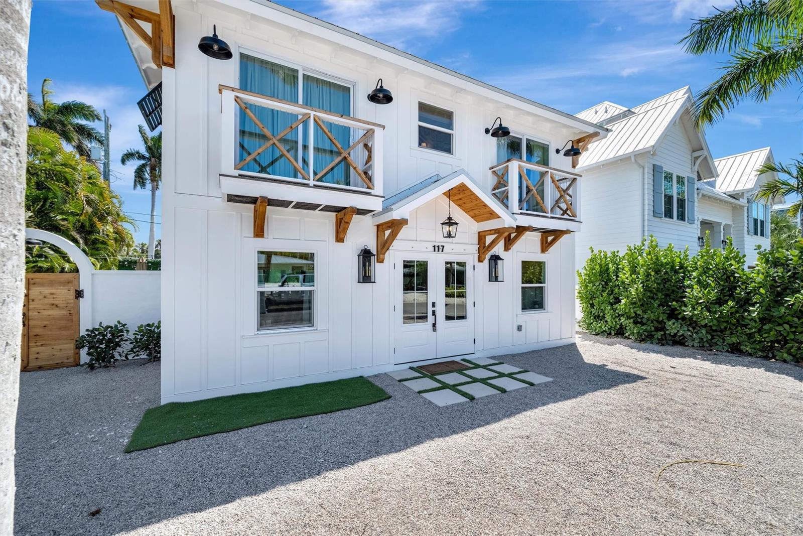 HOLMES BEACH DEV 1ST UNIT - Residential