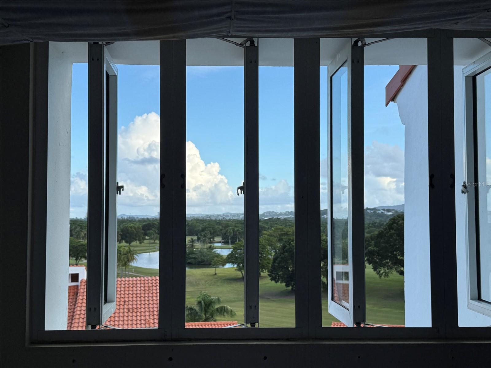 VILLAS LAS BRISAS - Residential