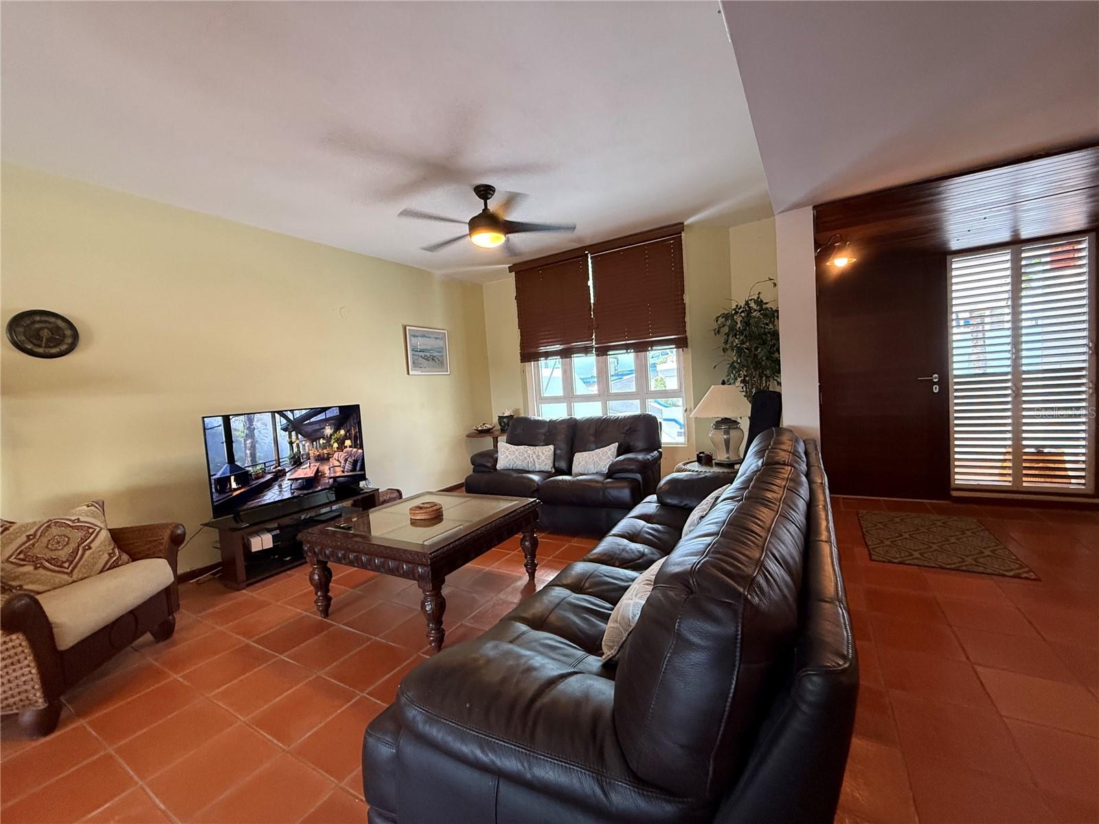 VILLAS LAS BRISAS - Residential