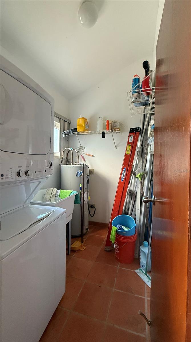 VILLAS LAS BRISAS - Residential