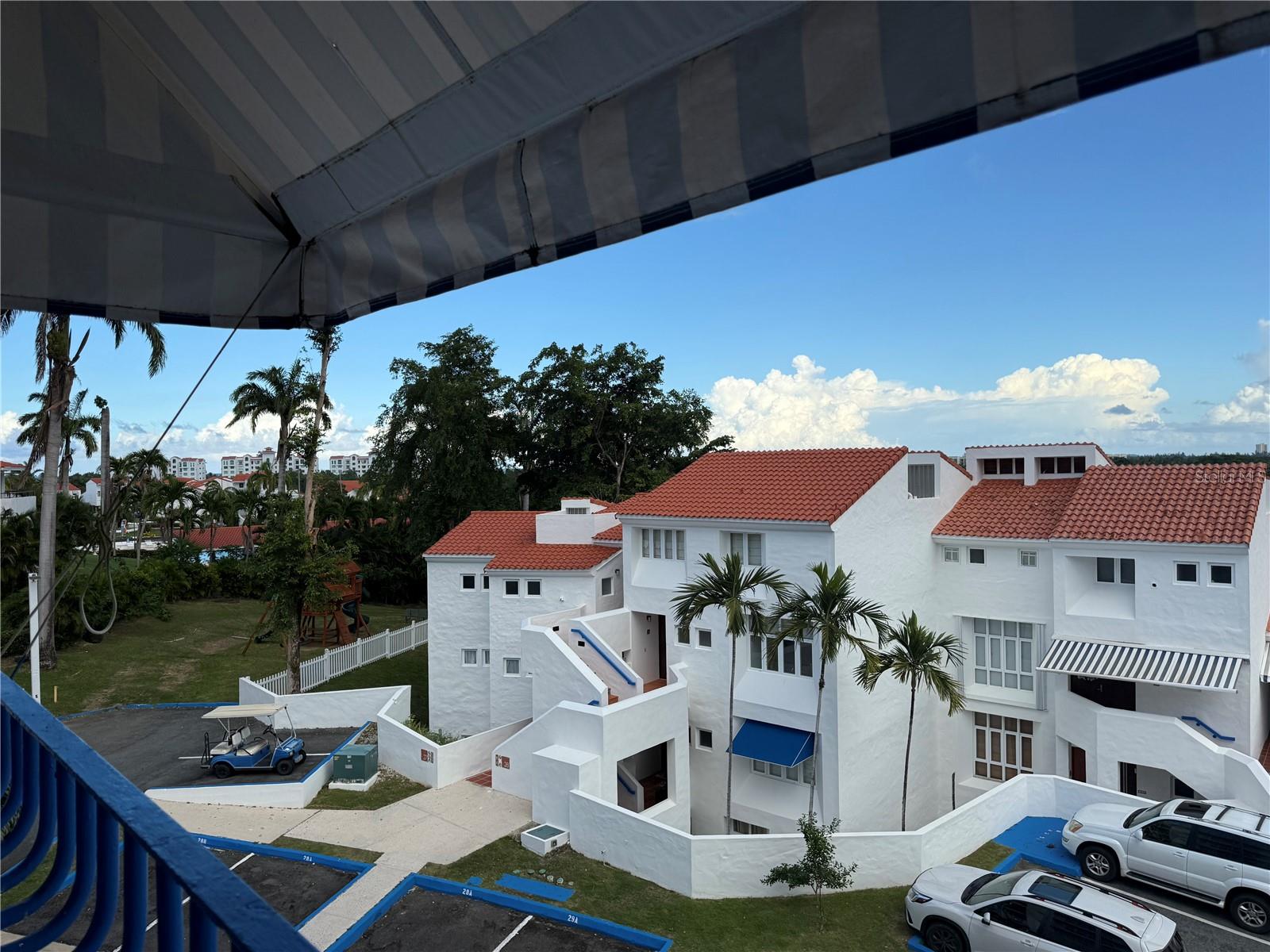 VILLAS LAS BRISAS - Residential