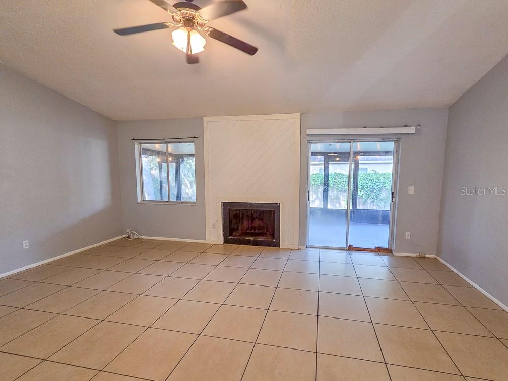 HIDDEN LAKE PH 2 UNIT 4 - Residential