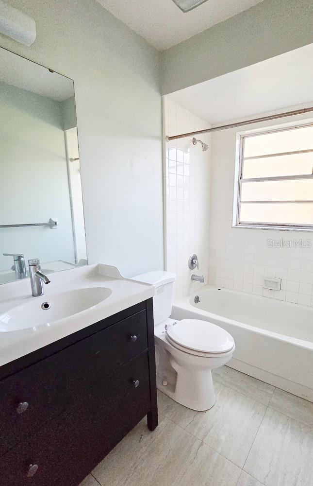 HIDDEN LAKE PH 2 UNIT 4 - Residential