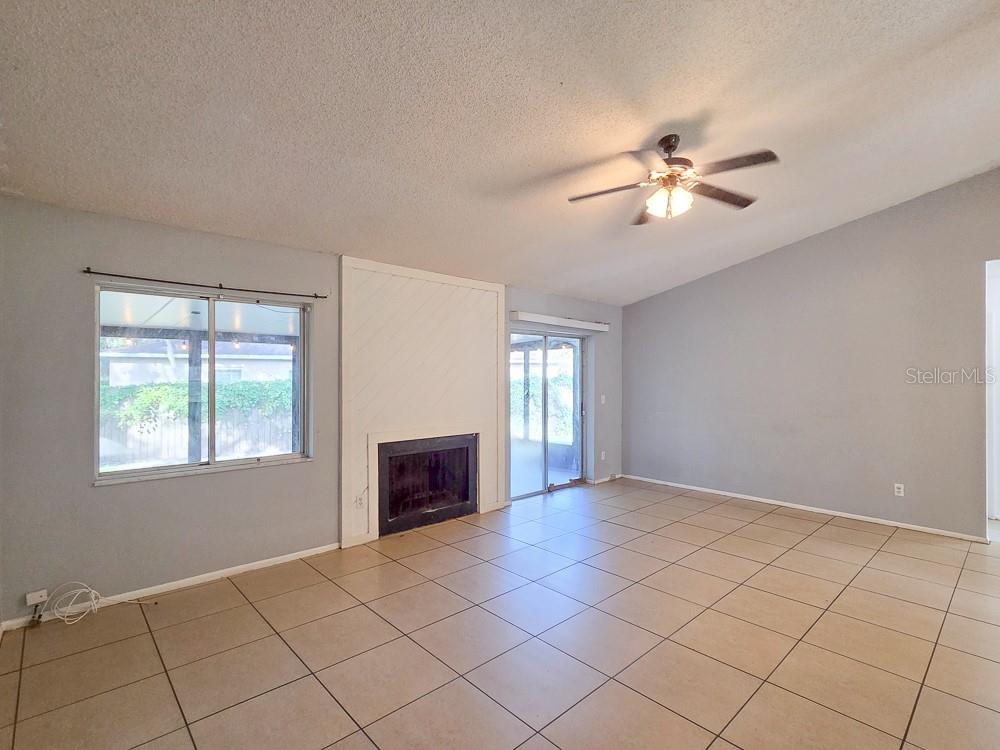 HIDDEN LAKE PH 2 UNIT 4 - Residential