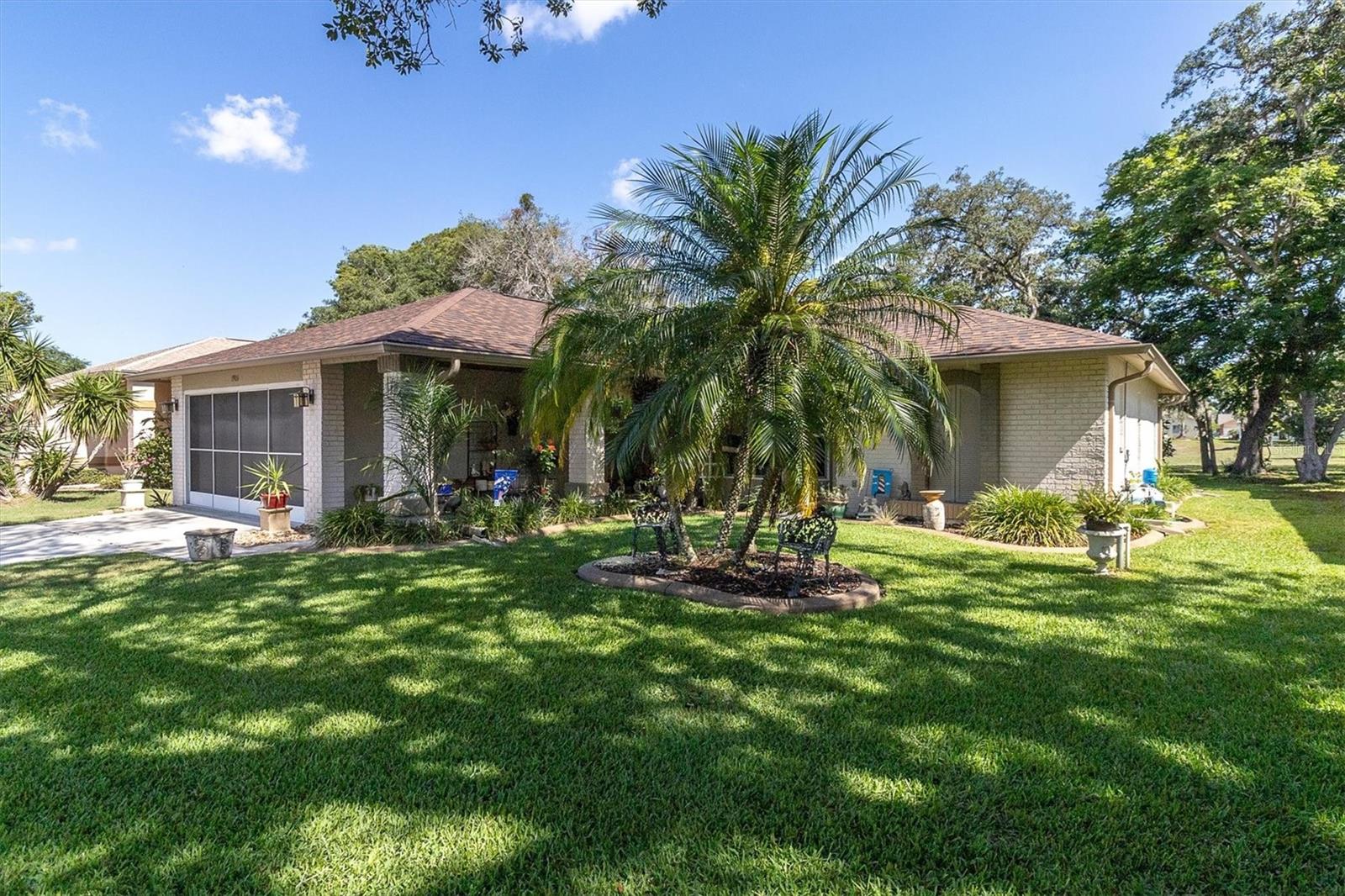 HERITAGE LAKE - Residential