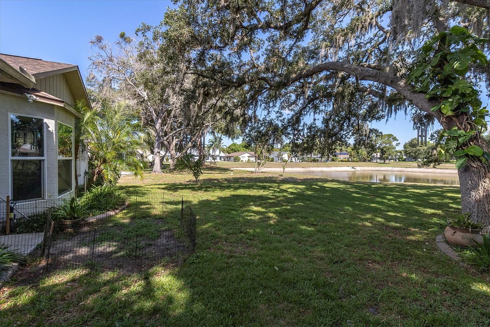 HERITAGE LAKE - Residential