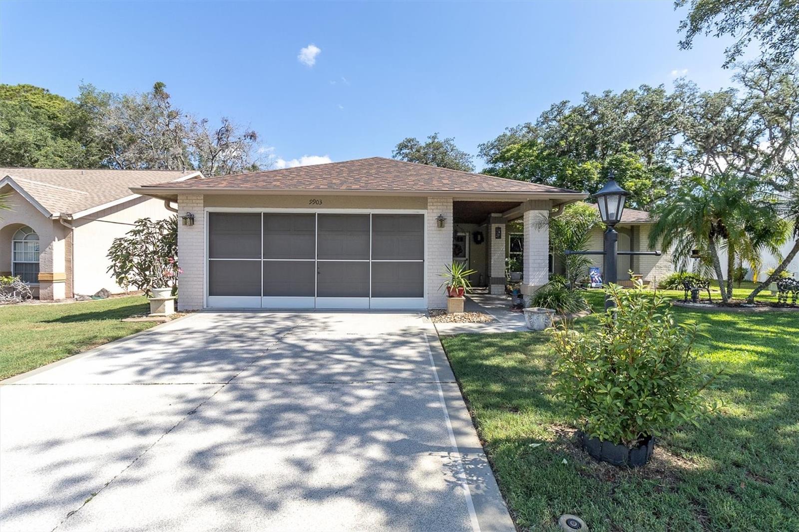 HERITAGE LAKE - Residential