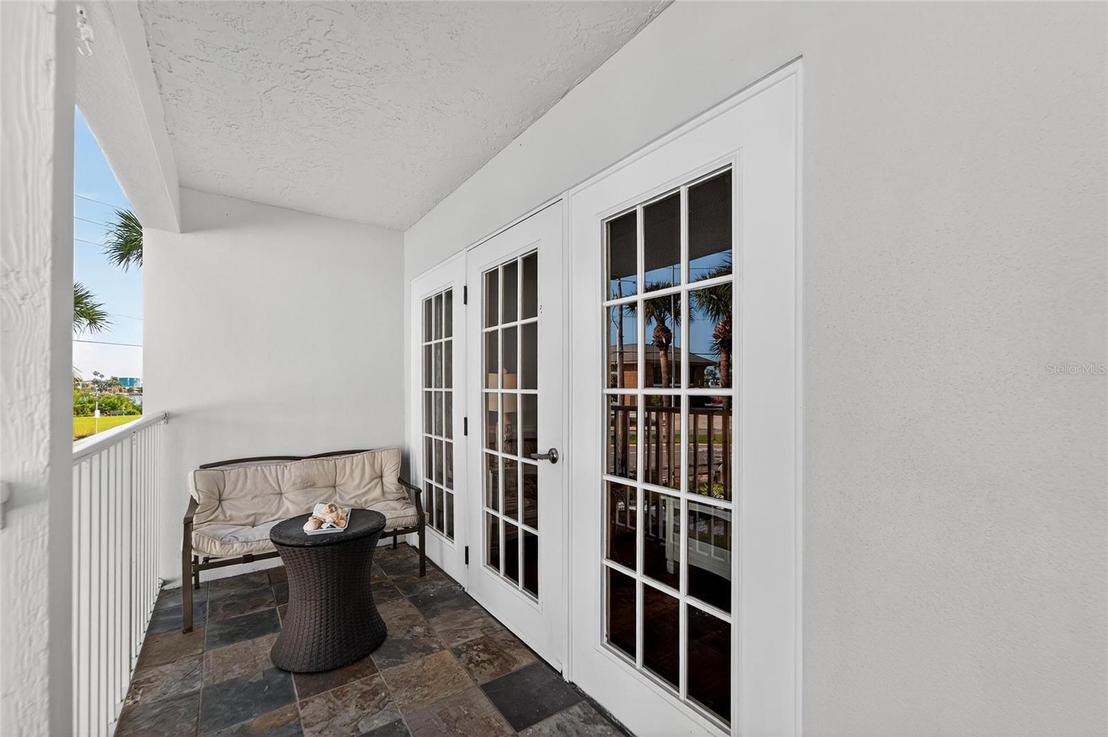 SUNSET REEF - Residential