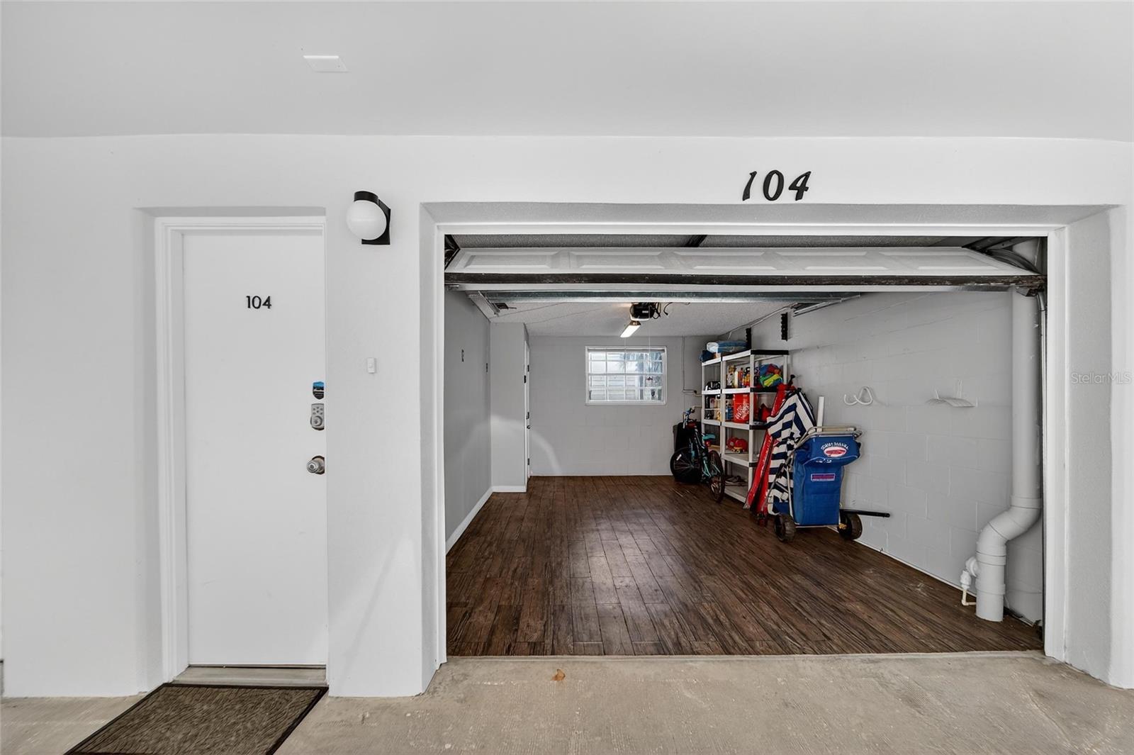 SUNSET REEF - Residential