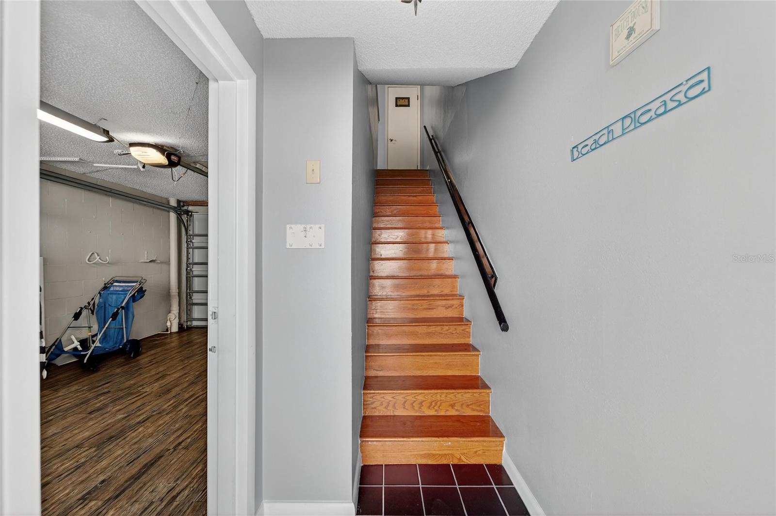 SUNSET REEF - Residential