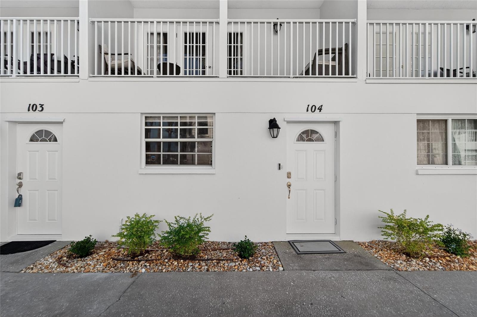 SUNSET REEF - Residential