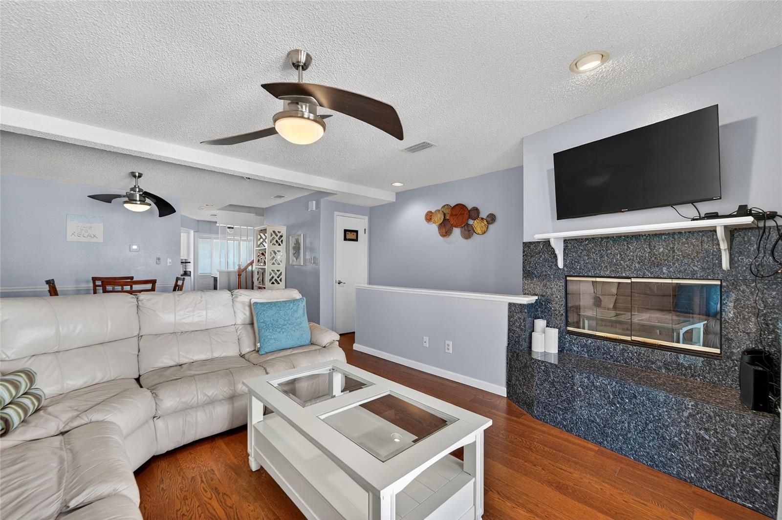 SUNSET REEF - Residential