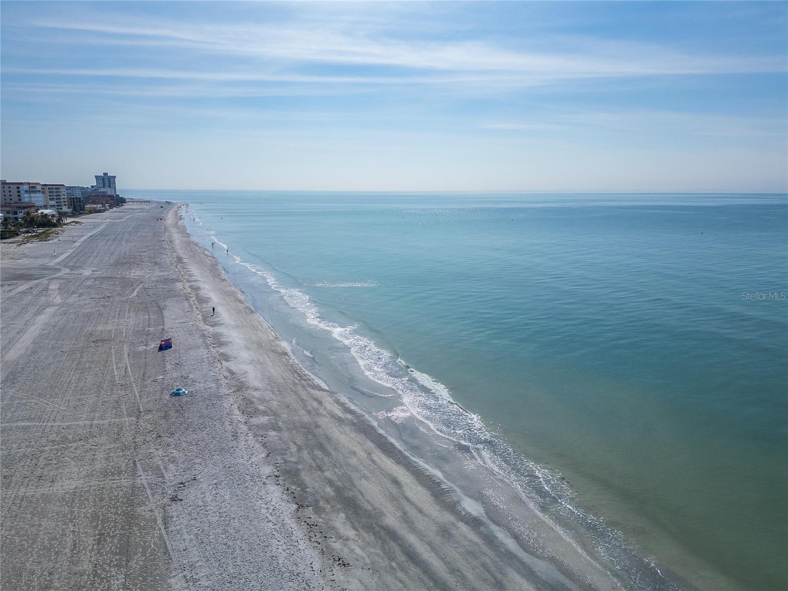 SUNSET REEF - Residential