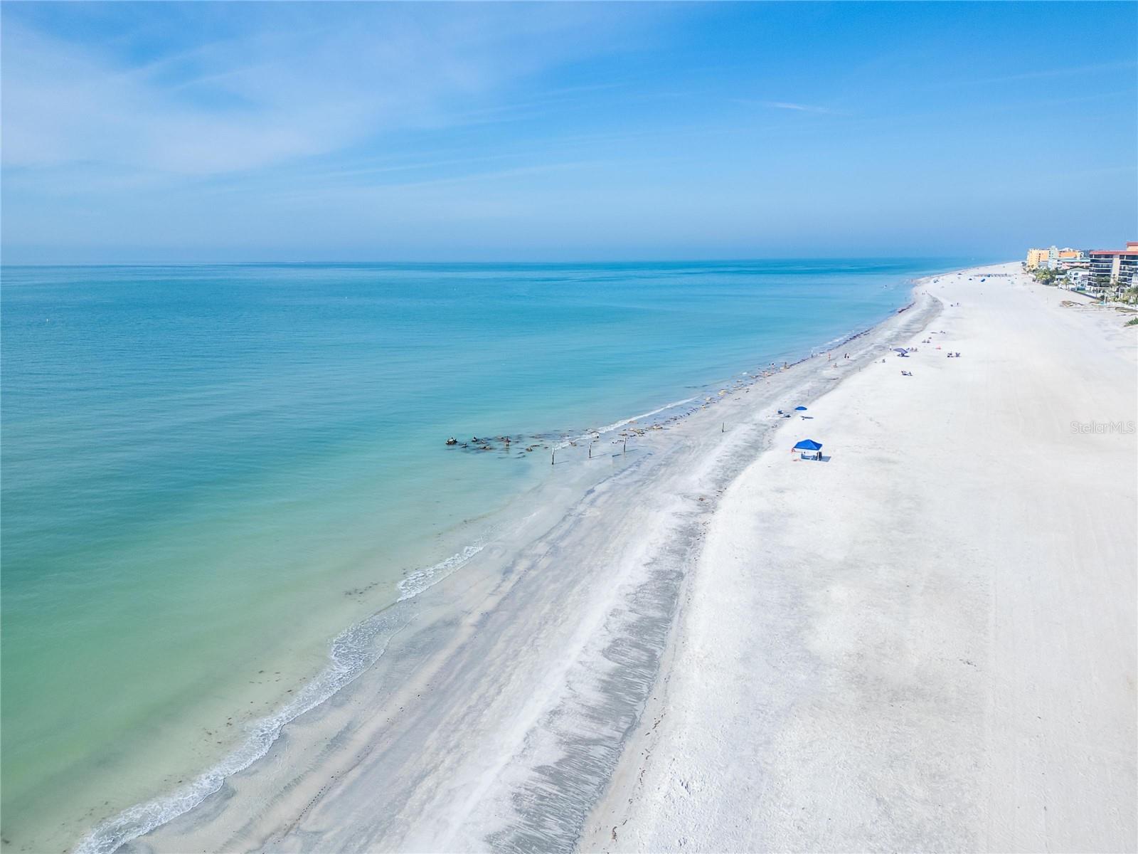 SUNSET REEF - Residential