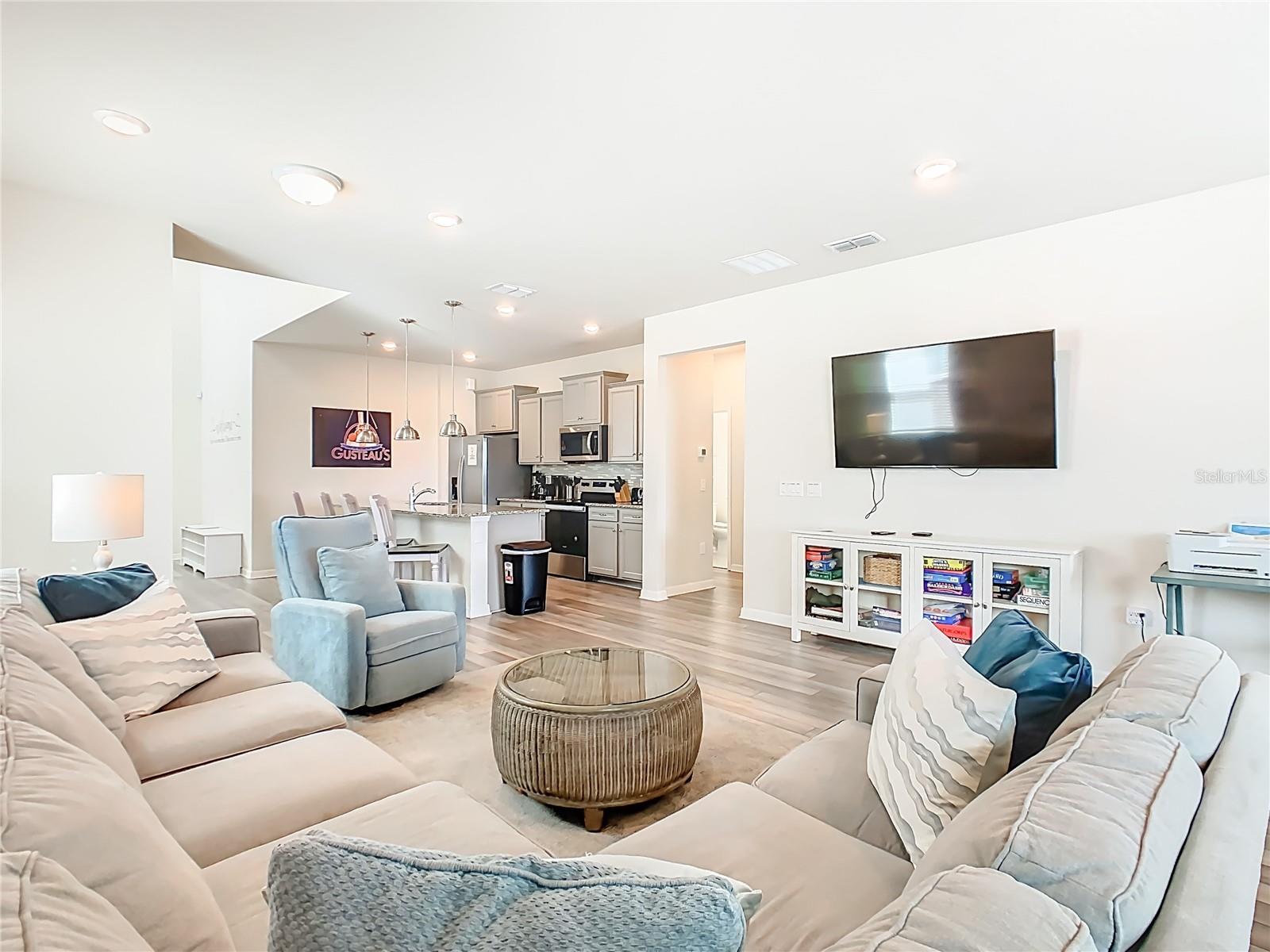 WINDSOR ISLAND RESIDENCE - Residential