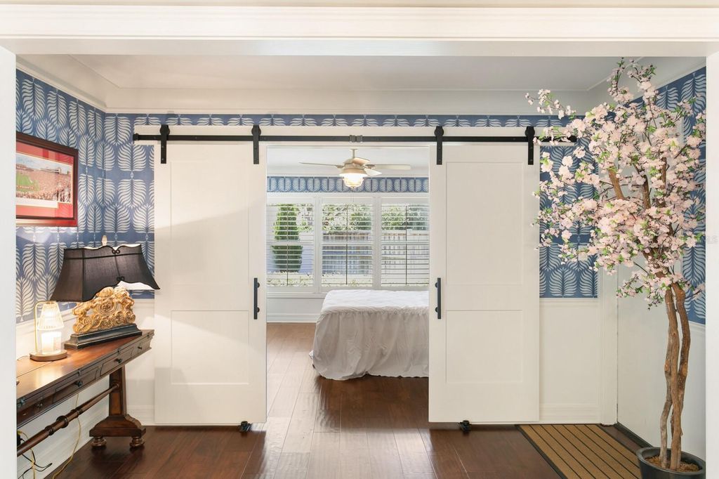 Photo of 3001 S Emerson Street, Tampa, FL 33629 (MLS # TB8430312)