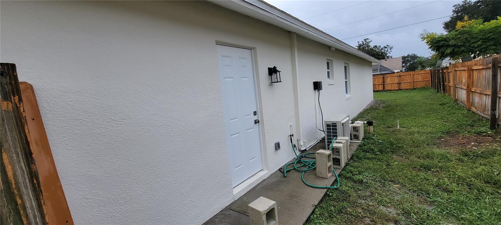 FLORIDA SHORES - Residential