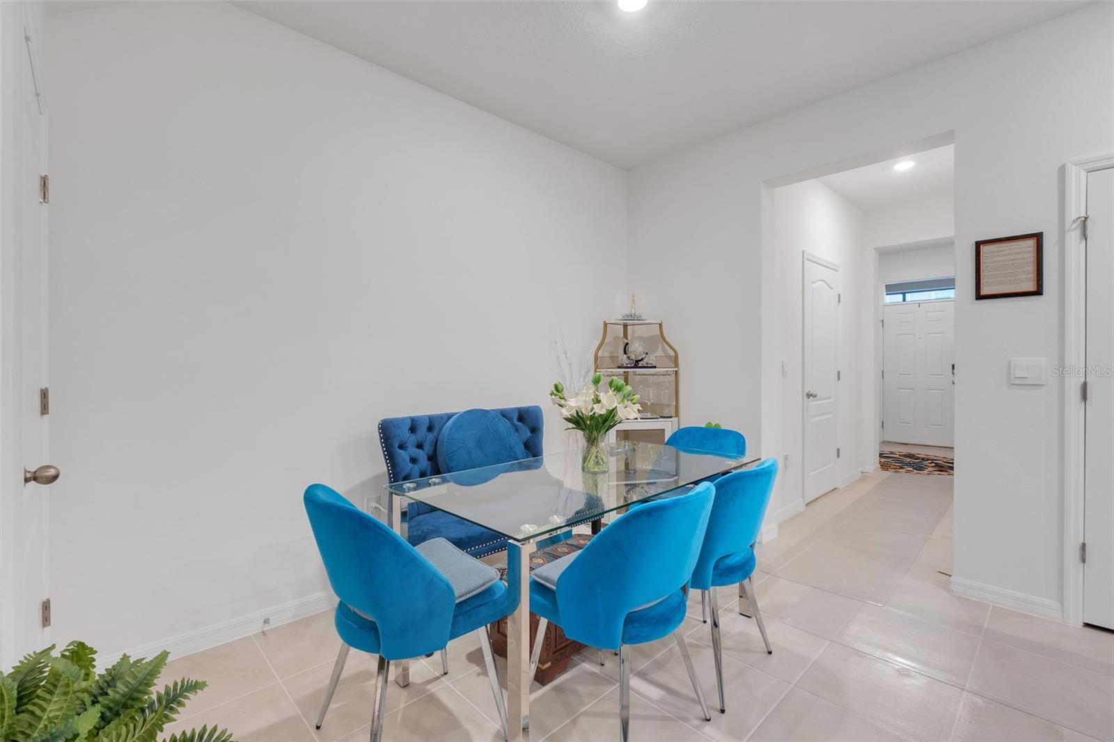 VENEZIA TWNHS - Residential