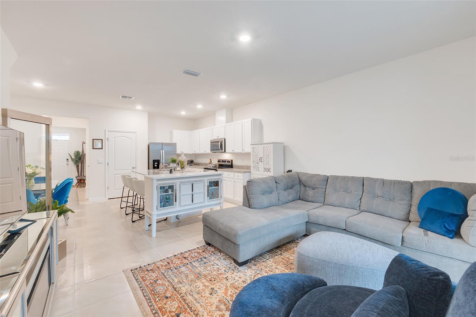 VENEZIA TWNHS - Residential