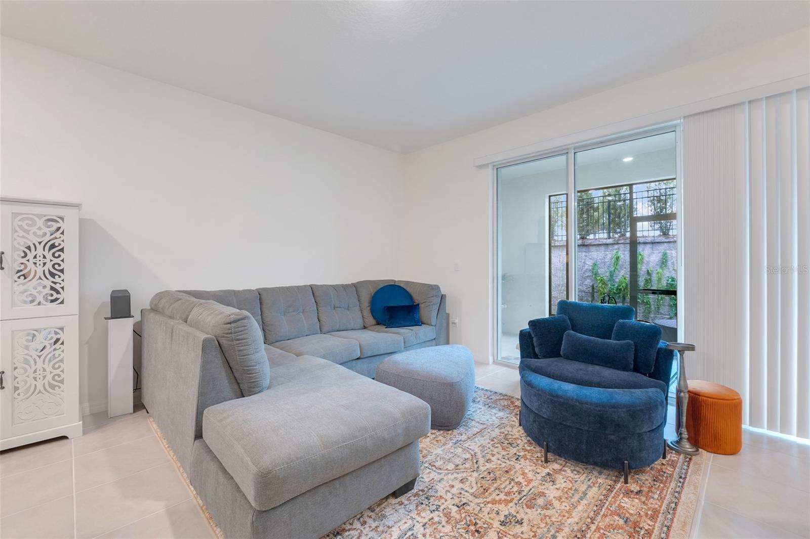 VENEZIA TWNHS - Residential