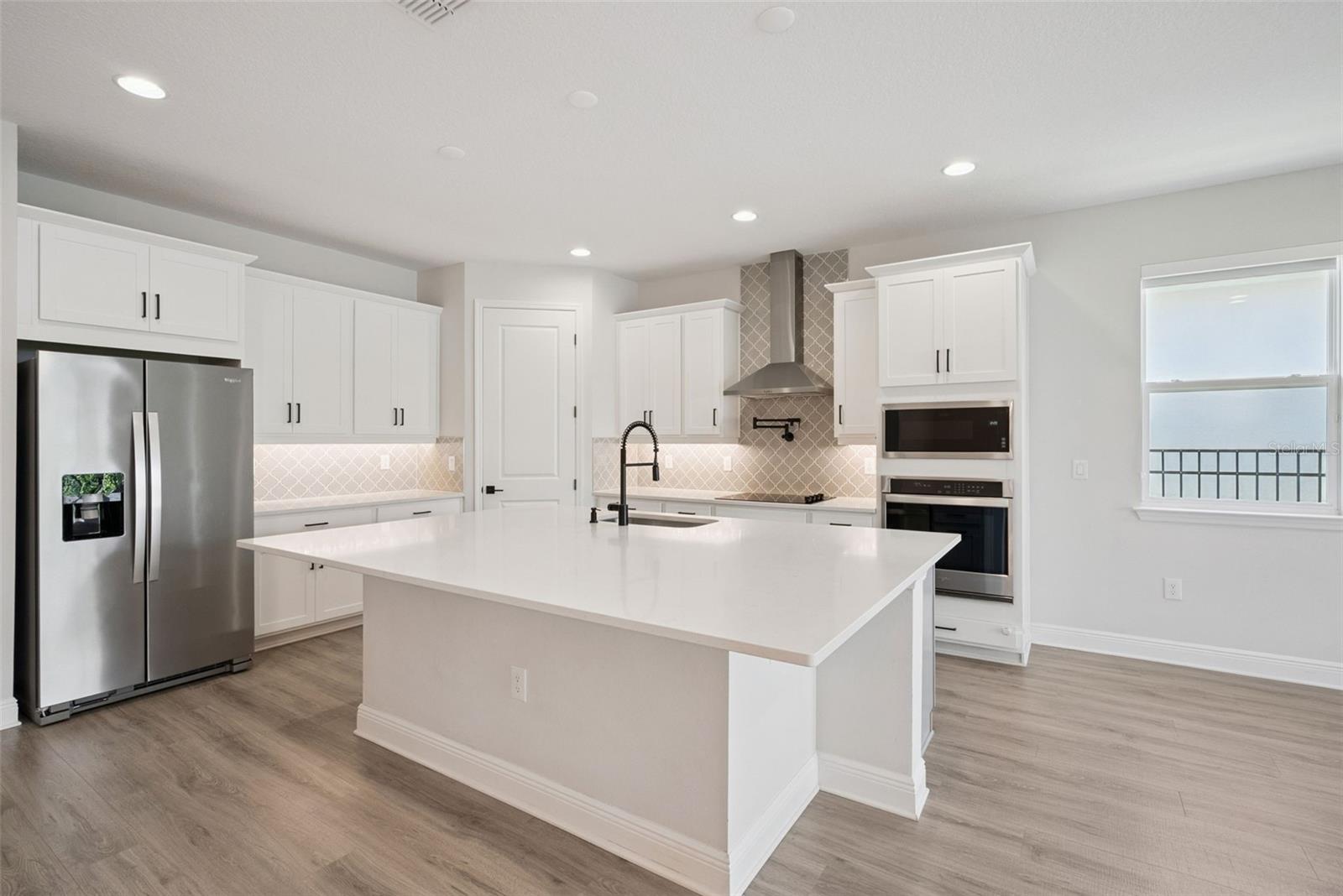 POITRAS EAST N-7 - Residential