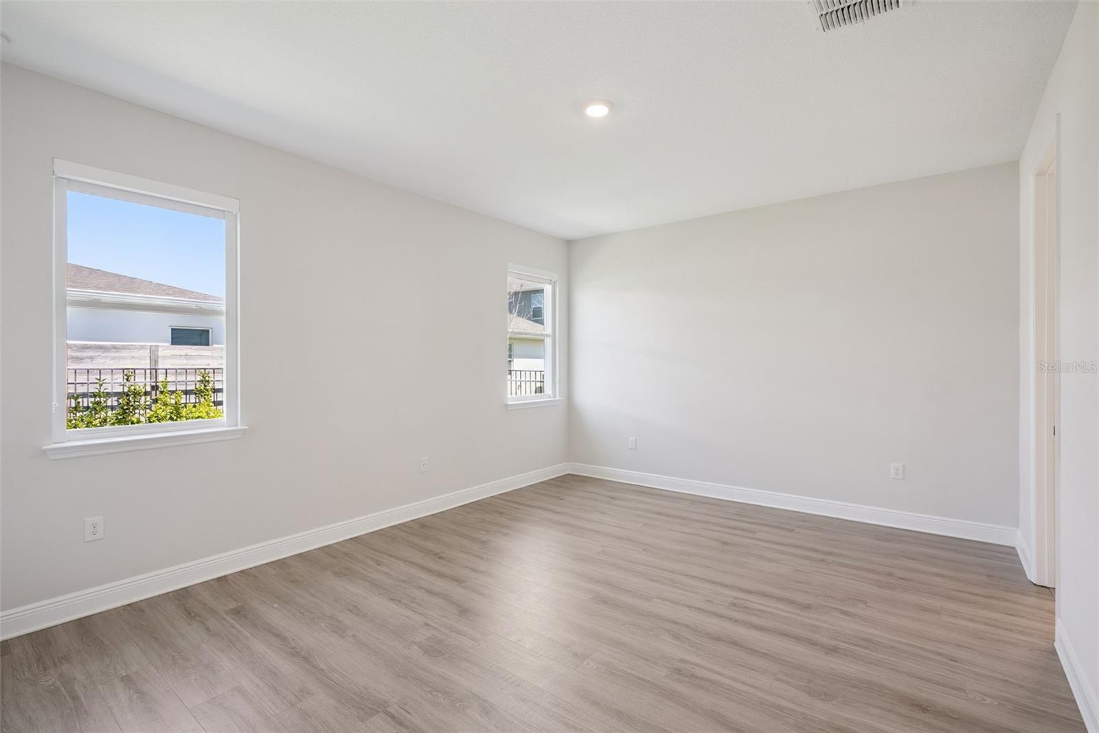 POITRAS EAST N-7 - Residential