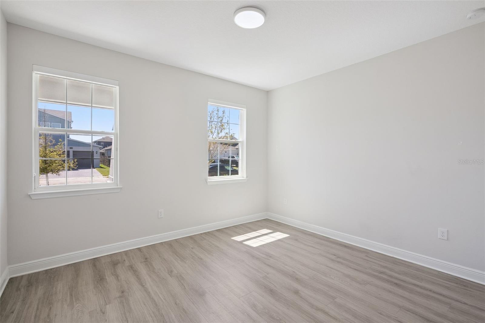 POITRAS EAST N-7 - Residential