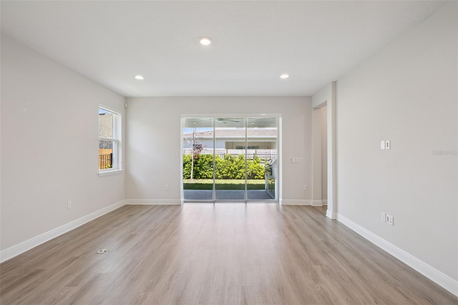 POITRAS EAST N-7 - Residential