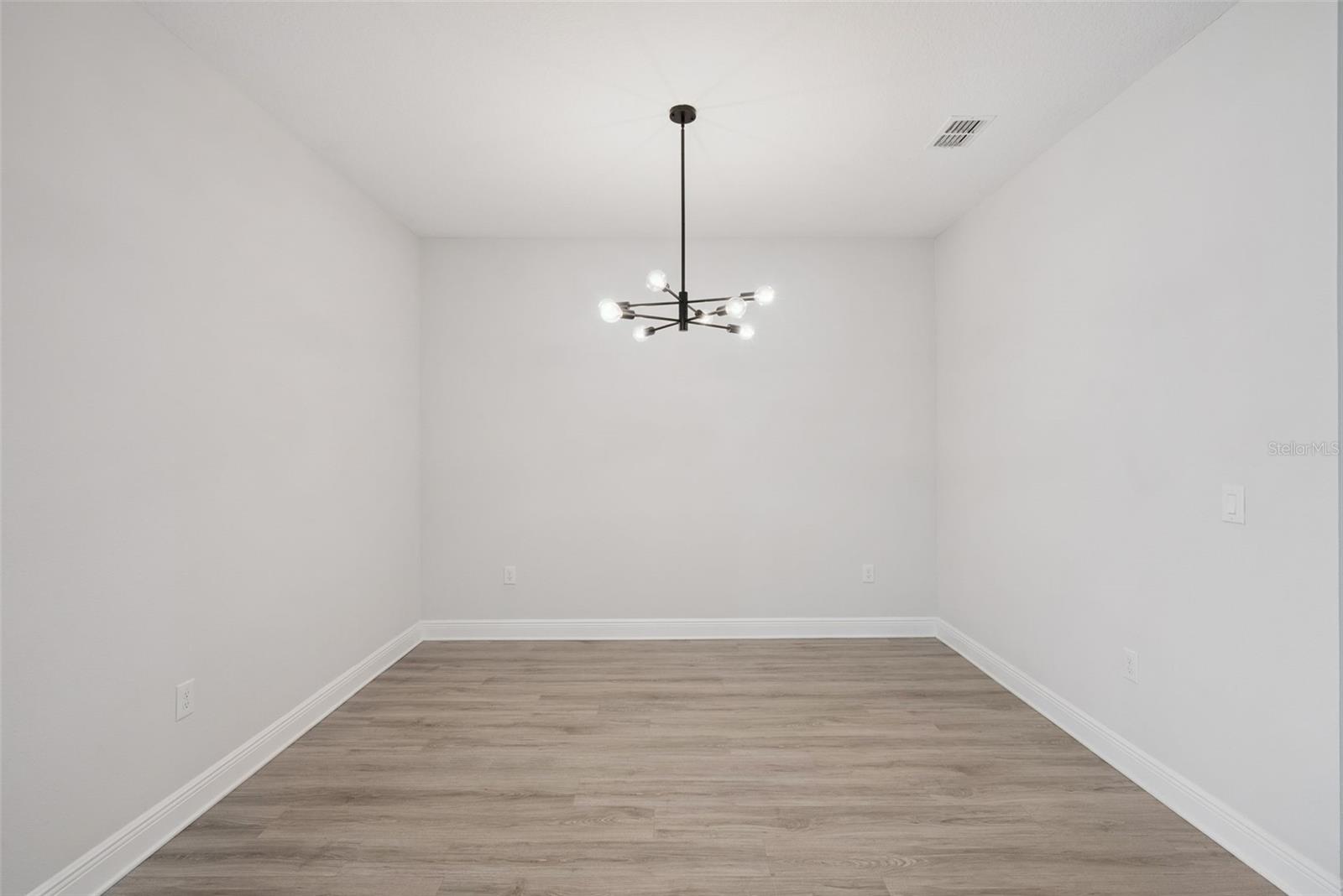 POITRAS EAST N-7 - Residential