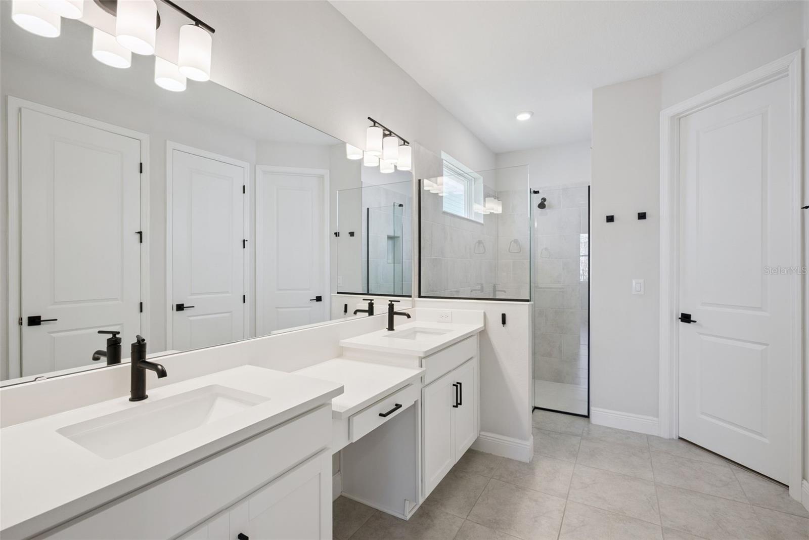 POITRAS EAST N-7 - Residential