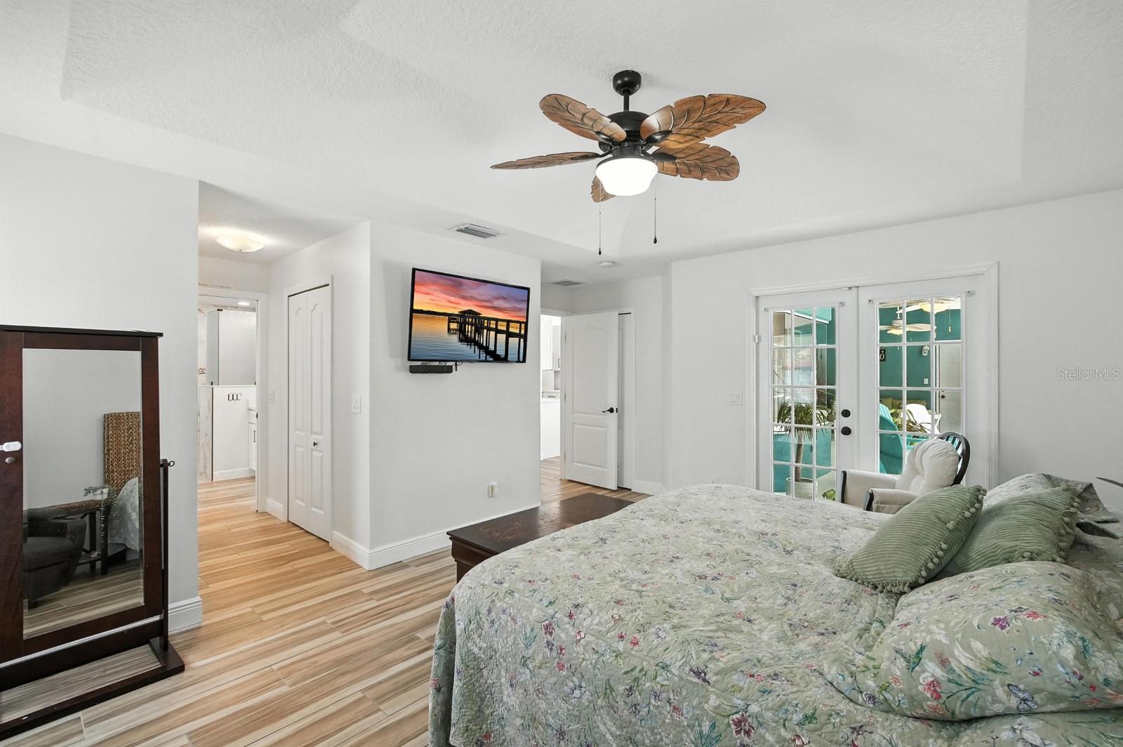 RIVER OAKS SUB - Residential