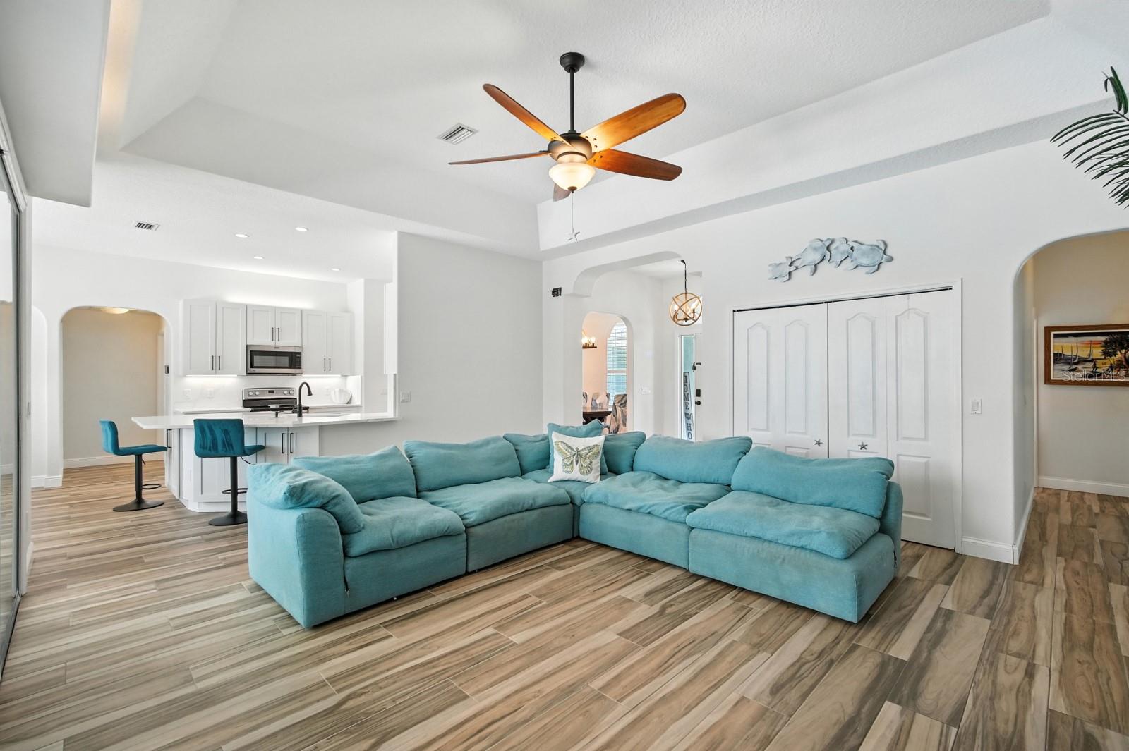 RIVER OAKS SUB - Residential